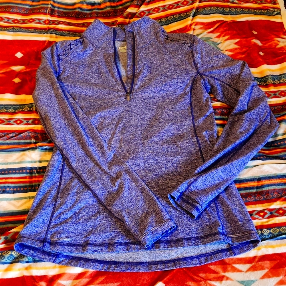 Saucony small purple 1/4 zip running top NWOT